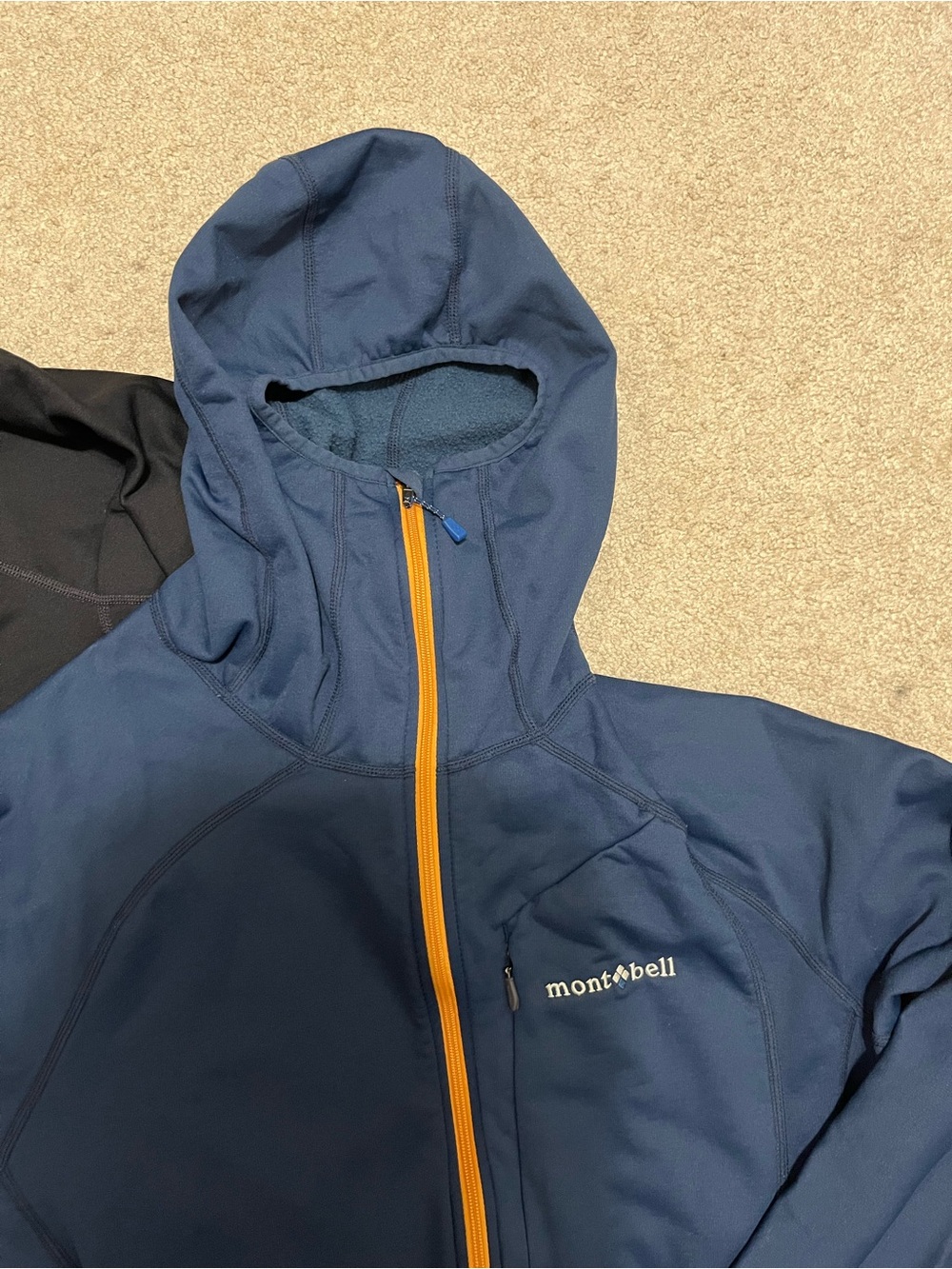 Montbell Men's Blue Hooded and black pullover bundle 2 set - Picture 4 of 6